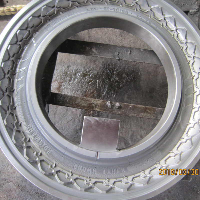 90 / 90-18 motorrad reifen schimmel