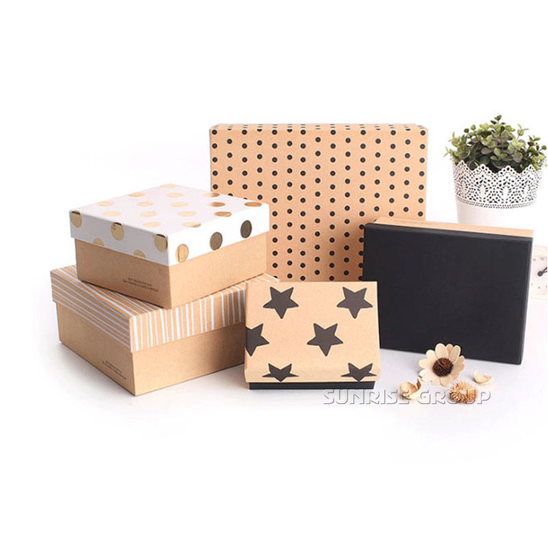 Romantische quadratische Pappkundenspezifische Muster-Geschenkverpackungsbox