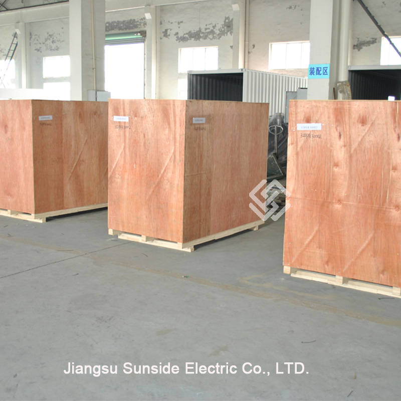 VIER SETS MARINE DIESEL GENERATOR SETS NACH SINGAPUR geliefert