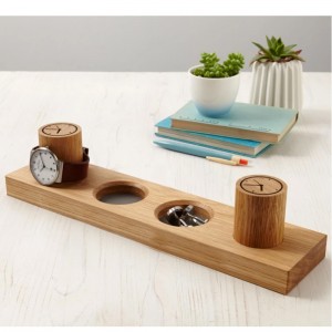 PERSONALISIERTE MANSCHETTENKNÖPFE TRAY UND UHR STAND