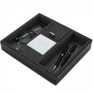Valet Tablett aus schwarzem Leder