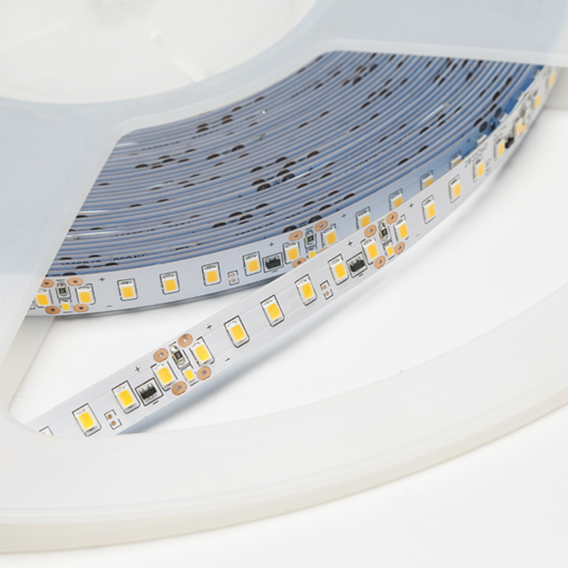 Hochwertige DC12V nicht wasserdichte IP20 Smd 2835 120LED / M 1200lumen LED-Innenbeleuchtung