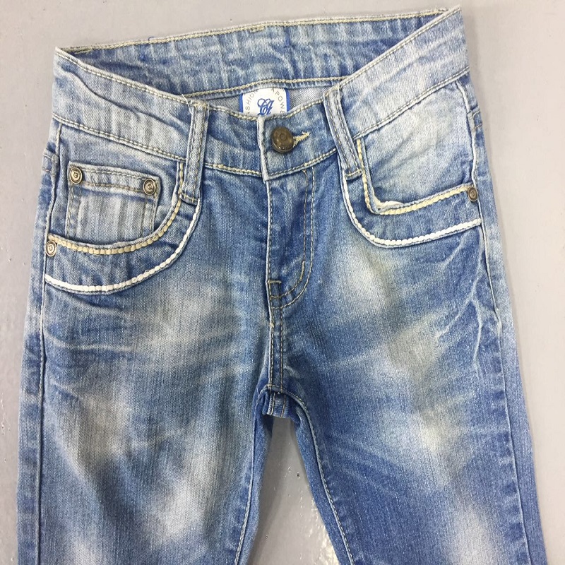 junge, sich direkt am bein embrodiery nähte tasche jeans wsg006