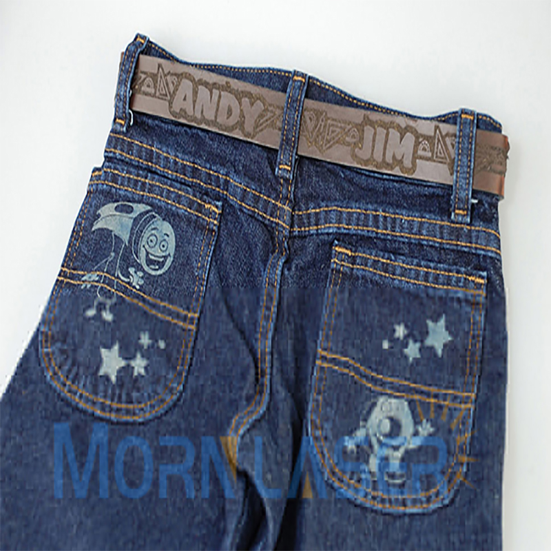 Wie man mit einem Lasergravierer für Tuch Geld verdient?