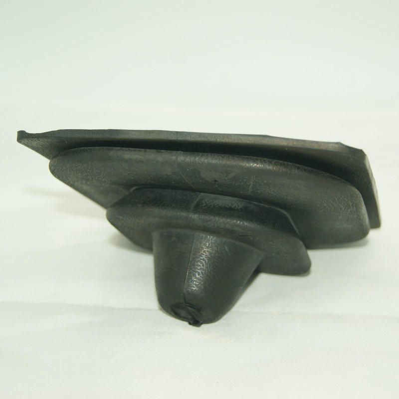 Stiefel mit Gummistaubschutz