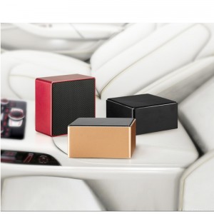 Mini-Auto-Luftreiniger mit USB-Anschluss mit intelligenter Erkennung der Luftqualitätsfunktion zum Entfernen von Formaldehyd / smong / PM2.5 / Gebrauchtrauch / Geruch / Staub-Mini-Auto-Luftreiniger