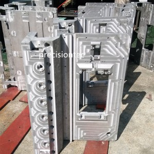 Maßgeschneiderte Metallteile