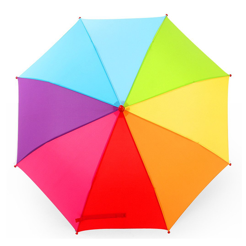 Regenschirmgewebe des Kinderregenschirmautos offenes buntes
