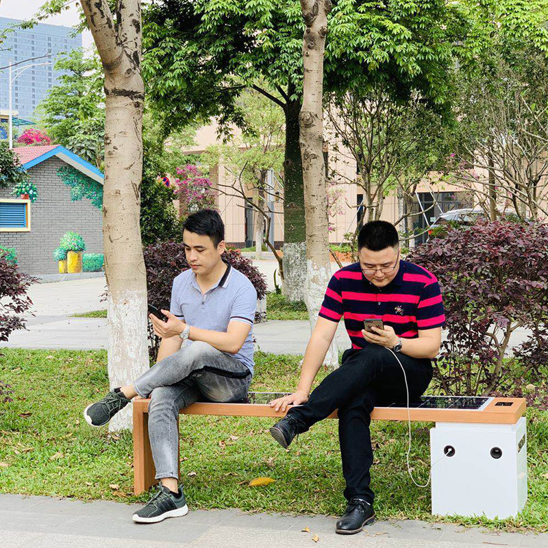 Smart Park Bench Solarenergie Wireless Ladegerät