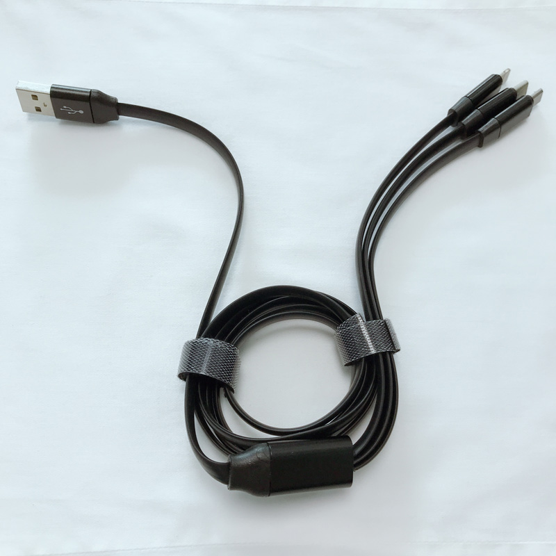 3 IN 1 TPE-Kabel Laden des flachen Aluminiumgehäuses USB 2.0 Micro zu Lightning Typ C Micro USB-Datenkabel