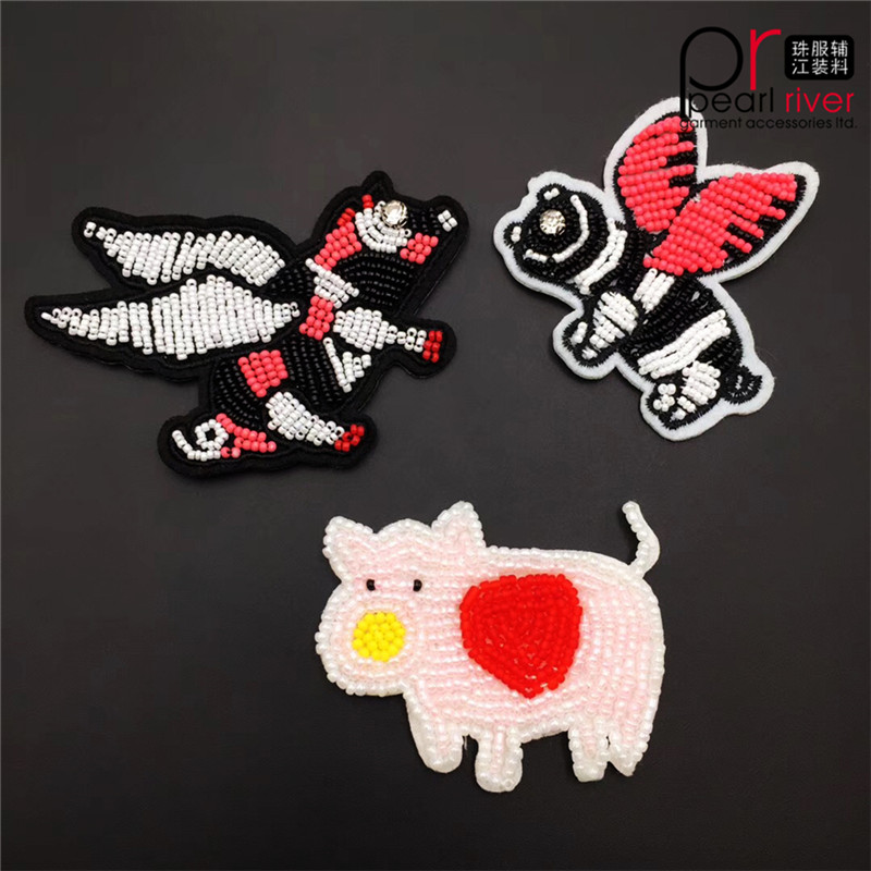 Öko-Perlen Animal Dragonfly Pegasus gestickter Patch angepasst