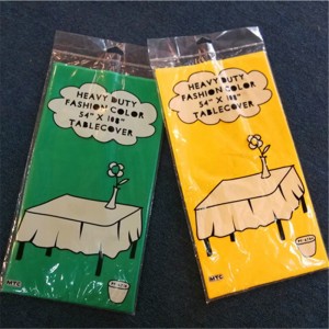 Wegwerfplastik-Restauranttischdecke rund / rechteckig Holiday Gifts-Tischdecken