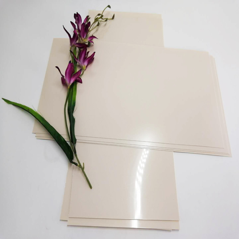 Hochwertige 0,5 mm Aprikosenfarbe starre PET-Kunststoff-Polyester-Folie für Möbel