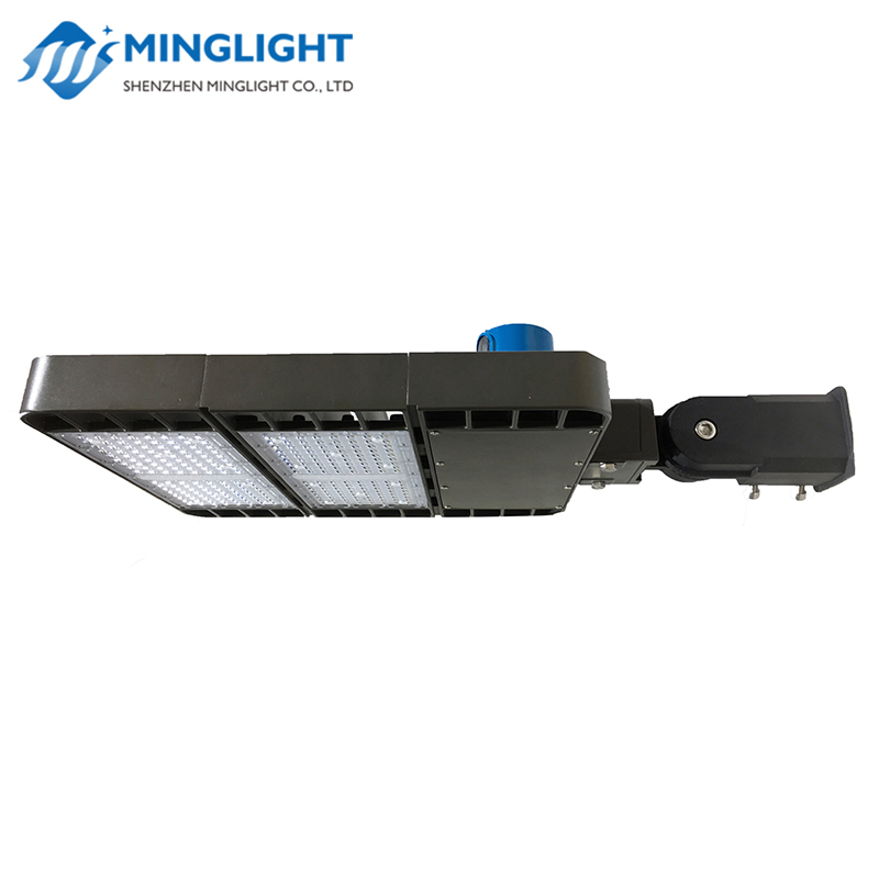 LED Schuhkarton / Parkplatzbeleuchtung PL01 240W