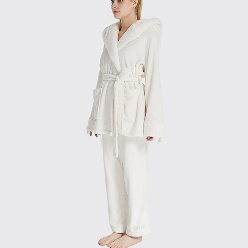 Frauen-Flanell-Vlies-Tierstickerei-mit Kapuze Bären-Pyjama-Satz