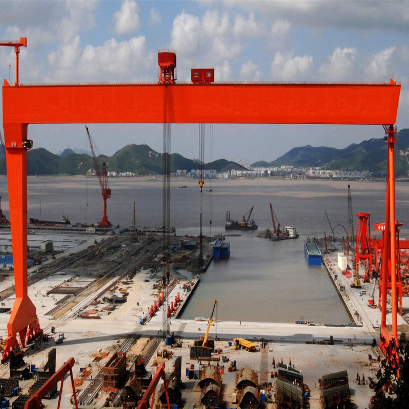 Doppelträger-Portalkran für den Schiffbau
