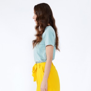 Neuestes Kleid Tops T-Shirt Lose Bluse Lady Sommer Basic Style V-Ausschnitt Spandex Pfefferminzgrün Kurzarm