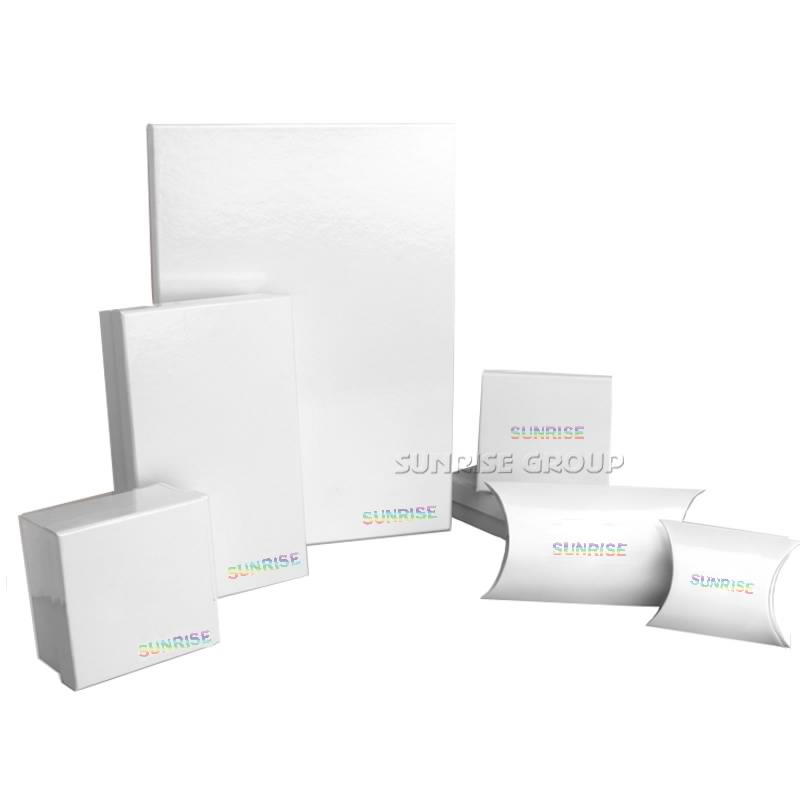 Luxus Geschenkbox aus reinweißem klarem Papier mit individuellem Logo