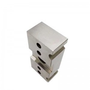 Sonderanfertigungen von Stanzwerkzeugen aus Hartmetall