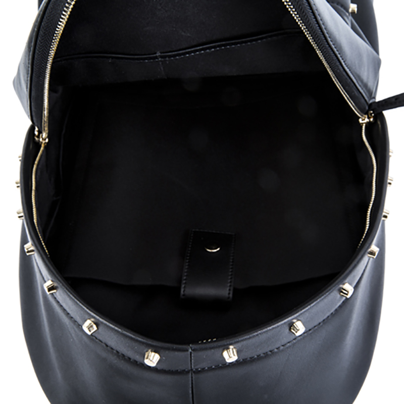 18SA-6841F Mit Nieten verzierter schwarzer Rucksack aus echtem Leder mit Reißverschlusstasche für Männer mit Laptoptasche