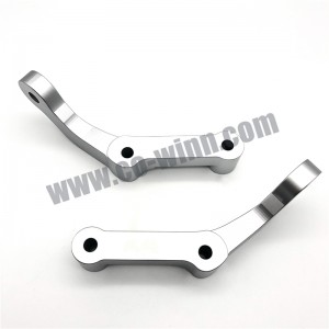 Kundengebundenes Schmieden / Bearbeitungsaluminiumrallye-Auto-Lenkarm-Autoteil-Ersatzteile After Sales Parts CNC
