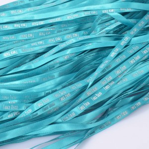 3 # Bedrucktes Satinband mit individuellem Logo aus Polyester