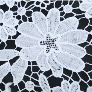 Reines Spitzegewebe gesticktes Polyester-Spitzegewebe, Milchseide, Spitze. Polyester- / Nylonspitze, Baumwollspitze