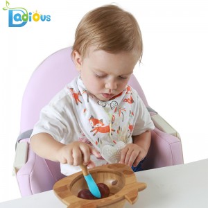 Einzigartiges design baby löffel selbsternährung bambus utensilien kleinkind weiche spitze baby löffel für das training