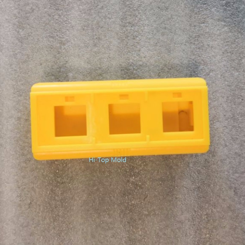 Plastikbehälter
