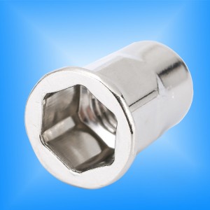 Innensechskantkörper mit flachem Kopf