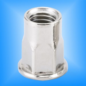 Innensechskantkörper mit flachem Kopf