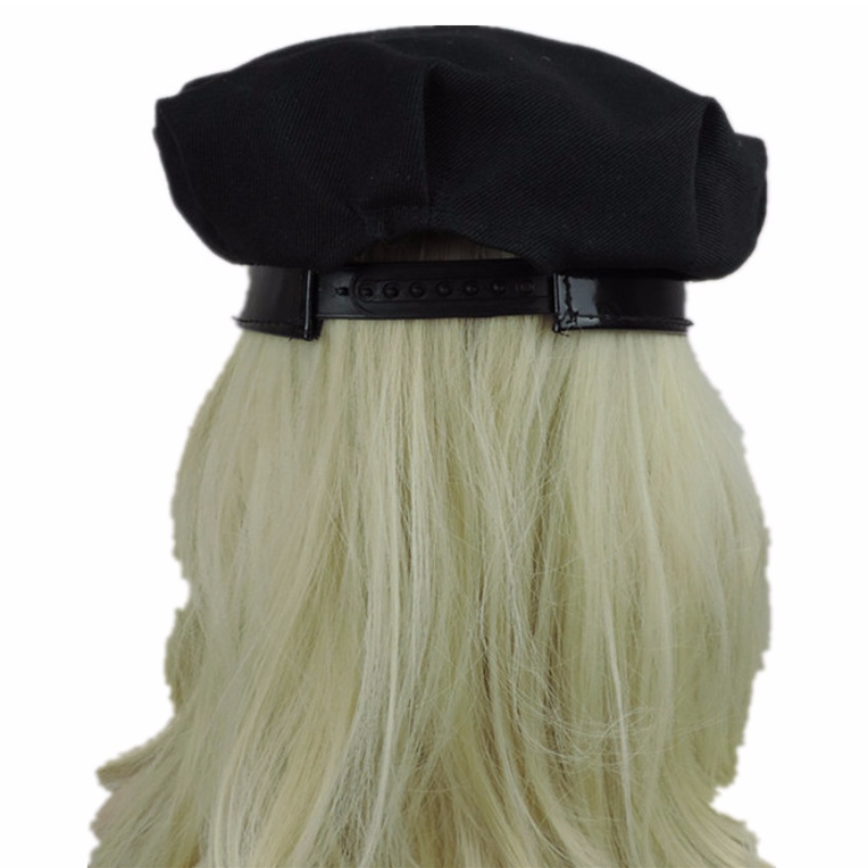 Die Hersteller verkaufen schwarze achteckige Mützen, Hüte mit Abzeichen, Polizeimützen und maßgeschneiderte Halloween-Partyhüte