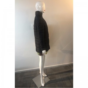 HOCHKRAGENMANTEL DER DAMEN IN SCHWARZ RLWPC0062