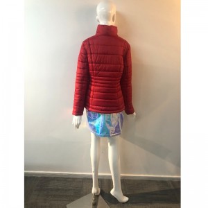 HOCHKRAGENMANTEL DER DAMEN IN ROT RLWPC0063