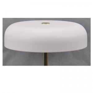 LED Tischlampe mit Marmorsockel und Metallschirm