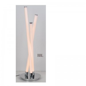 LED Tischlampe mit 3pcs Acrylgerade Tube