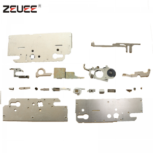 Automatische Montagemaschine des Fenster- und Türzusatzschließkastens