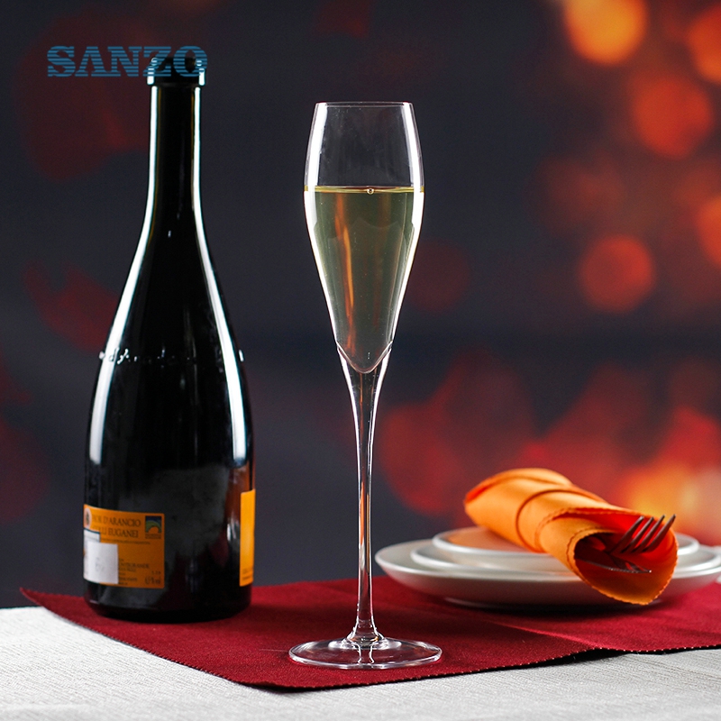 SANZO Mundgeblasenes Champagnerglas Kundenspezifisch Mundgeblasene Champagnerflöten Kunststoff-Champagnerflöte