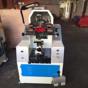 Schuhe, die die Ferse anbringen, die Formteilbefestigungsmaschine dauerhaft ist