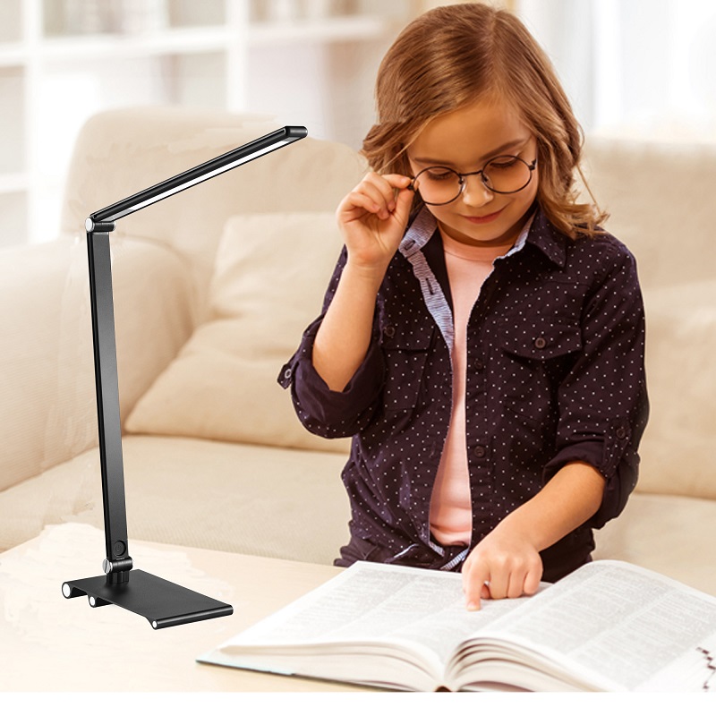 129ts Fabrik Großhandel LED Tischlampe Touch-Schalter Augenschutz Schreibtisch Leselampe