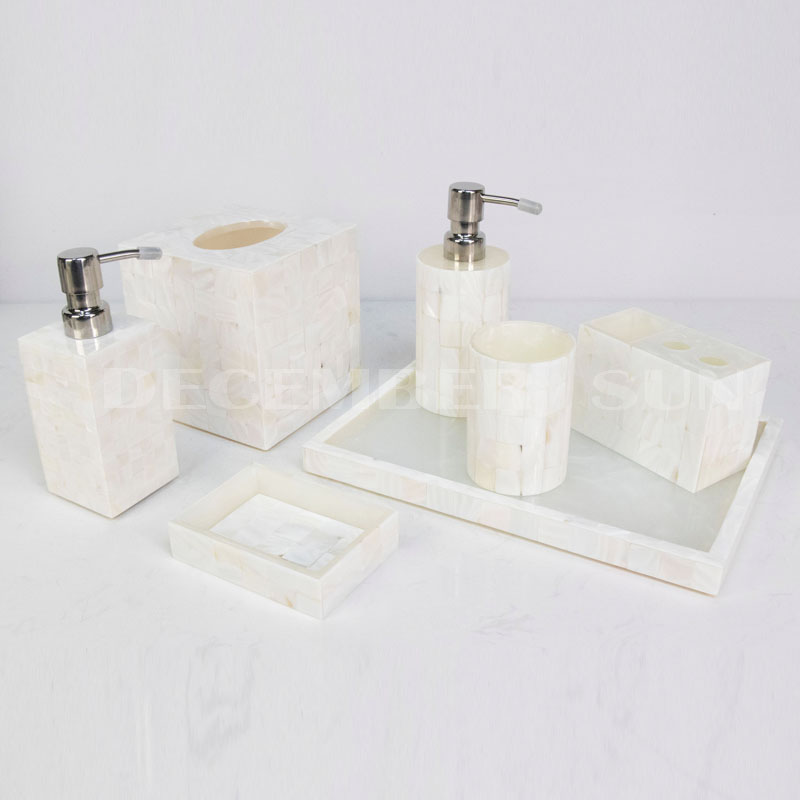 Schöner Designhotelharz-Badezimmerzubehörsatz