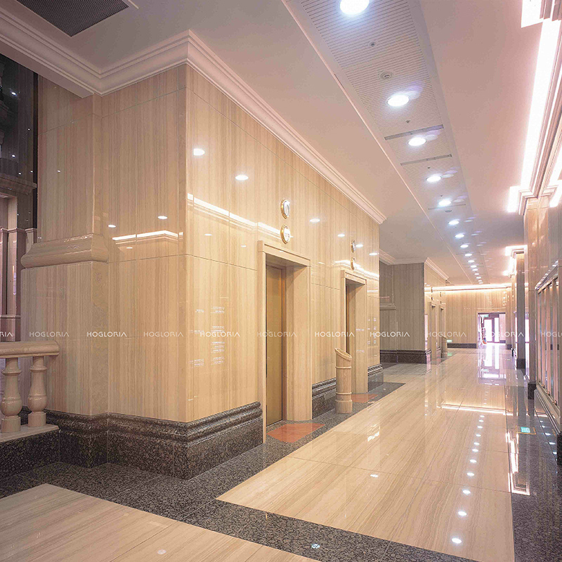 ITUAN SERPEGGIANT UND