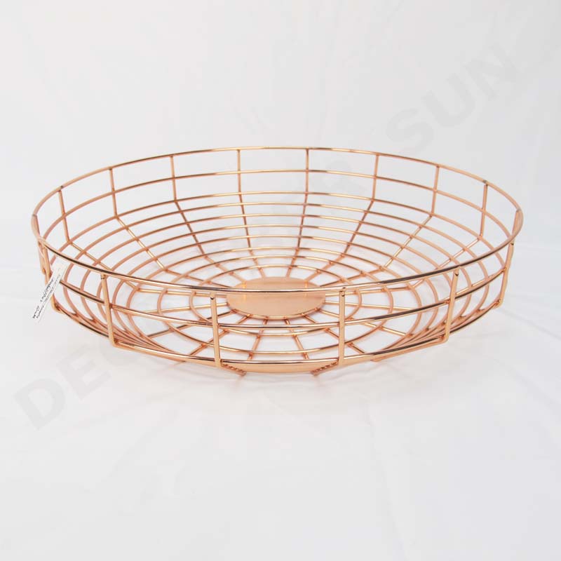 Runder Obstkorb aus Metall