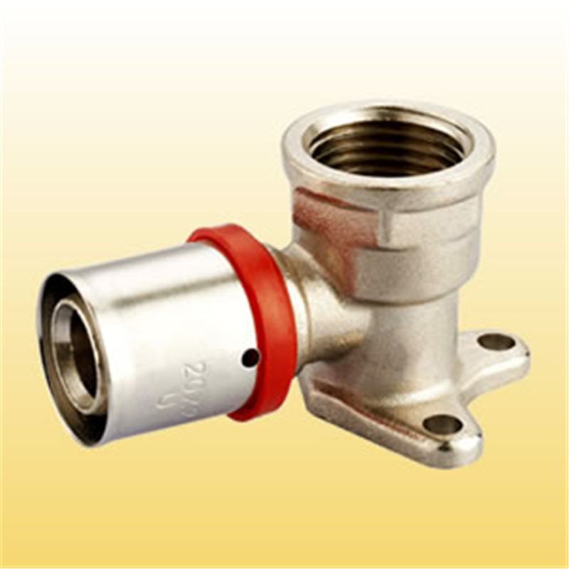 An der Wand befestigte Kniestück-Pressfittings