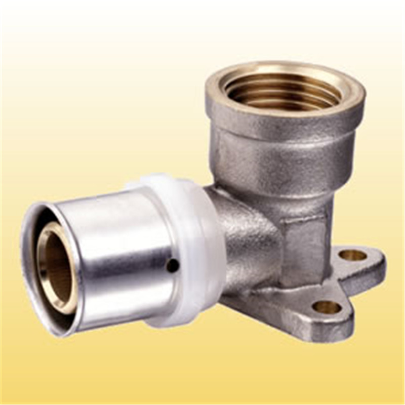 An der Wand befestigte Kniestück-Pressfittings