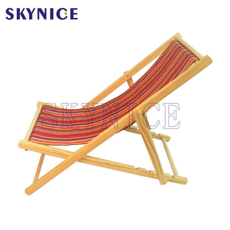 Klappbarer Strand-Sling-Stuhl aus Holz im Freien