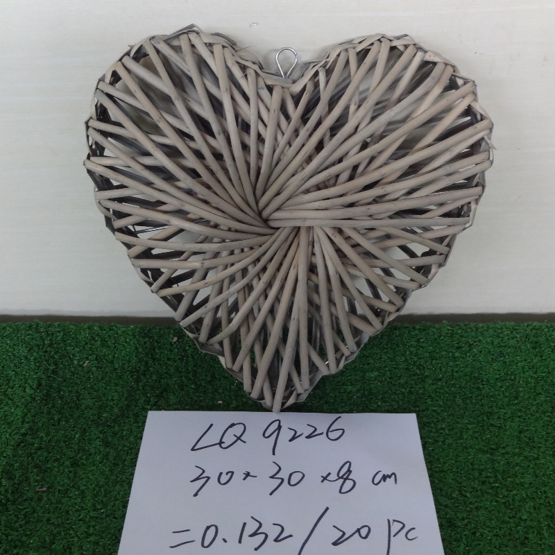 Handgemachte herzförmige Dekoration für Hochzeiten