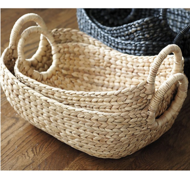 Oval gewebtes Serviertablett