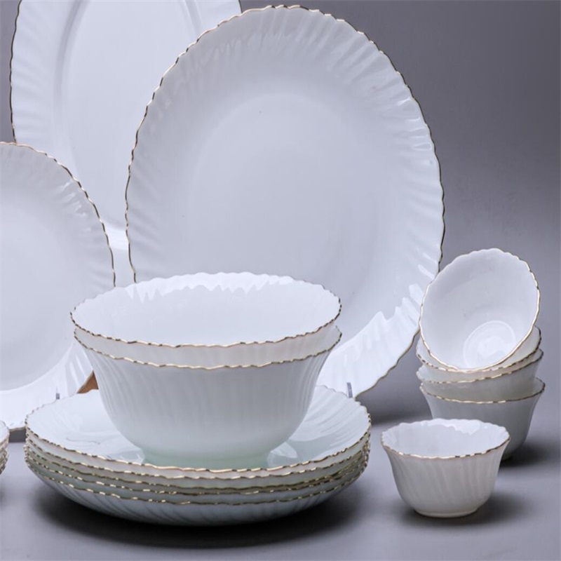 27G & Dinner Set mit goldener Linie Hitzebeständigkeit Opal Glassware