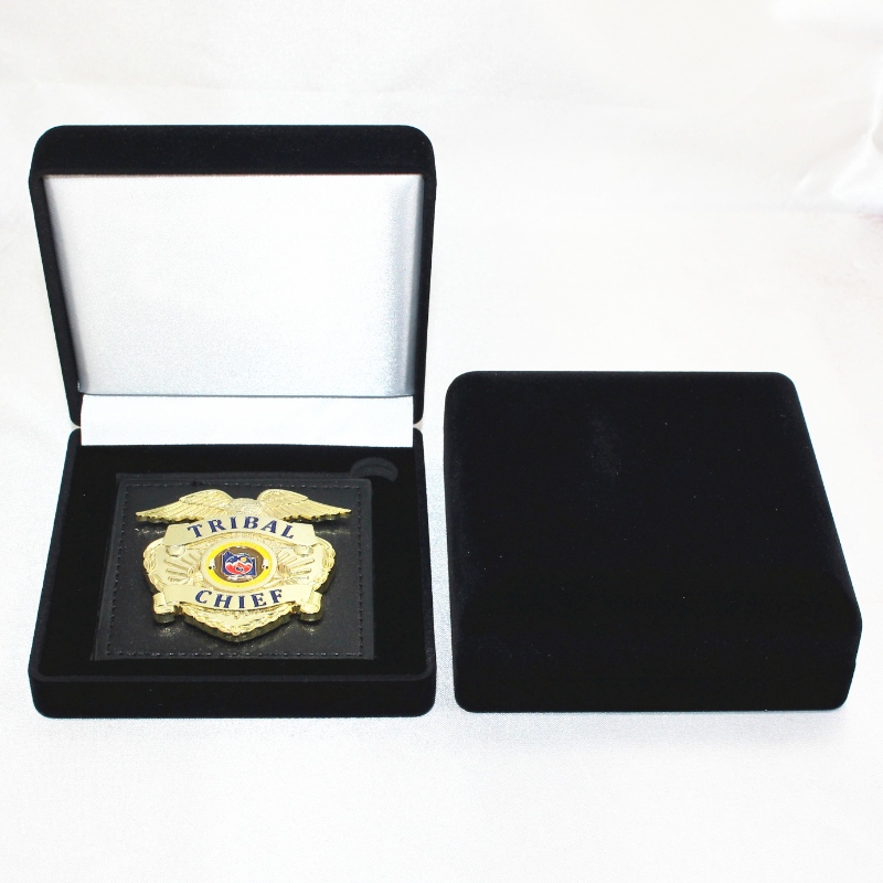 Artikel D-33L runde Samtbox ​​für Münze, Medaille & Abzeichen, mm. 100 * 100 * 39 mm, Gewicht ca. 96 g